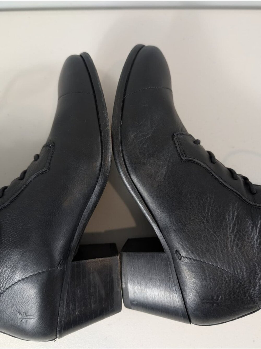 Frye Courtney women's black leather lace up boots size 7.5B - Picture 8 of 12